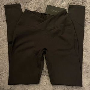 NWT alphalete surface power leggings
